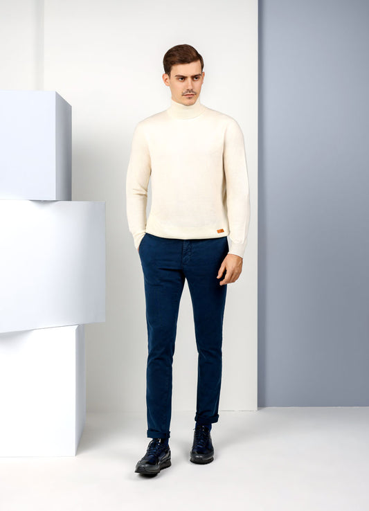 Creme Turtleneck